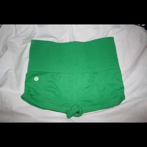 Green Lululemon Booty Shorts/Spandex